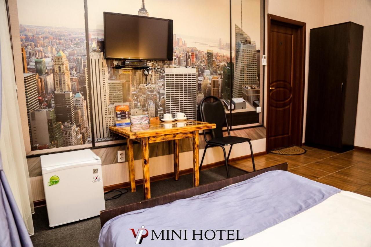 Vip Mini Hotel 세메이 외부 사진