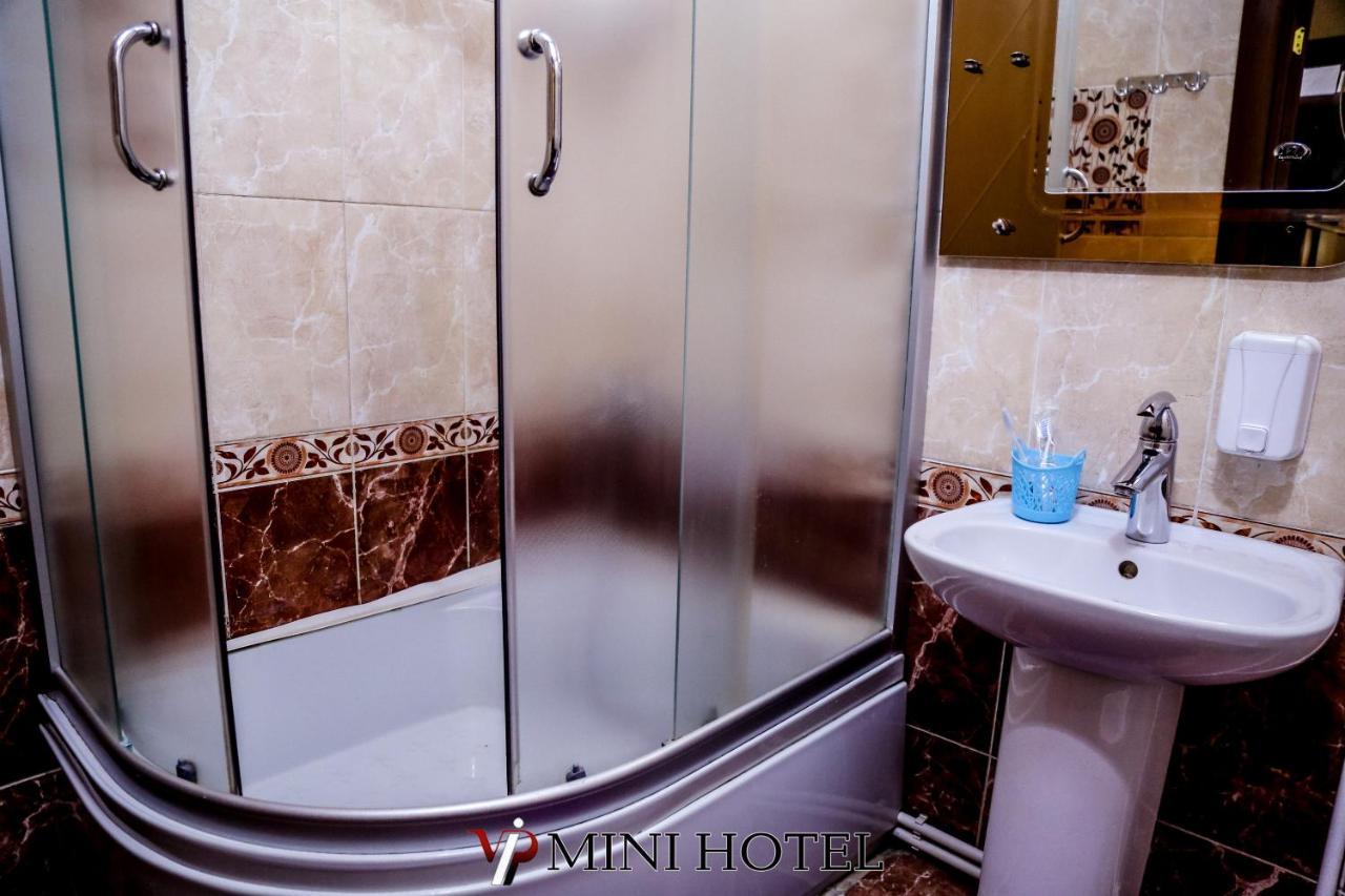 Vip Mini Hotel 세메이 외부 사진