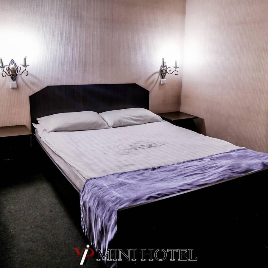 Vip Mini Hotel 세메이 외부 사진