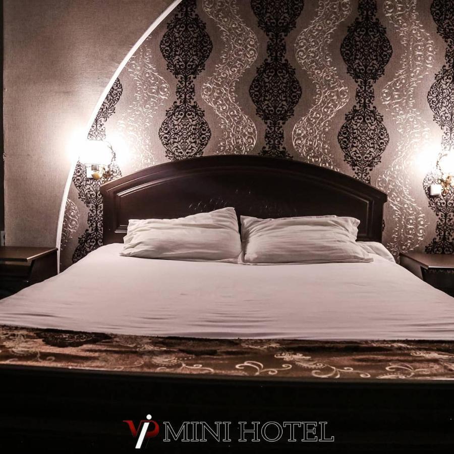 Vip Mini Hotel 세메이 외부 사진