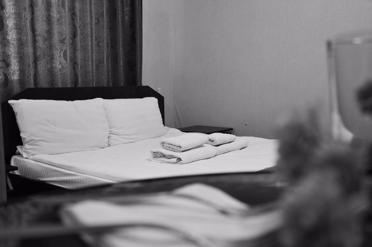 Vip Mini Hotel 세메이 외부 사진