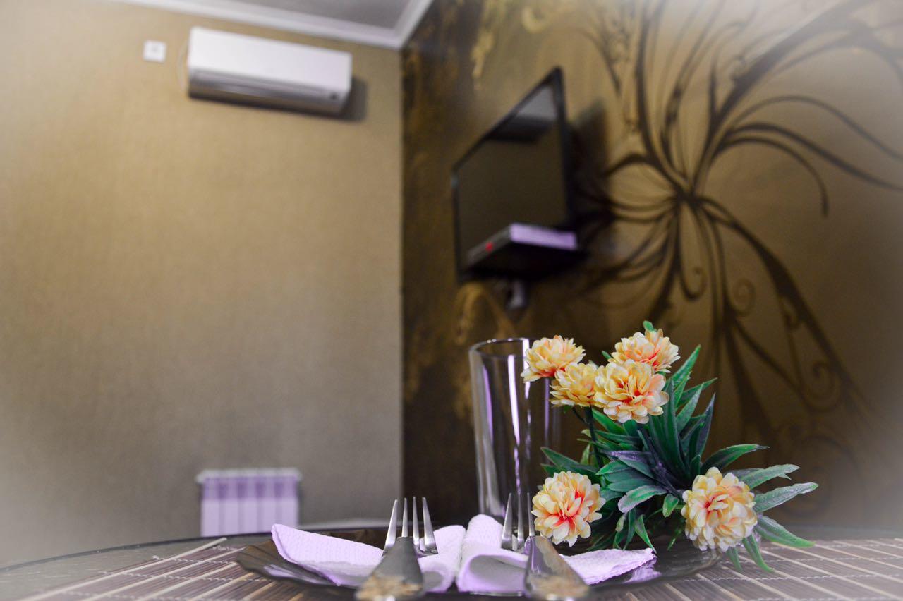Vip Mini Hotel 세메이 외부 사진